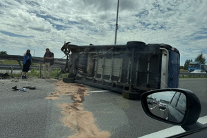 Zderzenie busa i osobówki na trasie S7