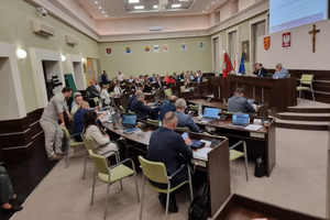 Konsultacje zamiast decyzji. Ograniczenie sprzedaży alkoholu jeszcze nie teraz