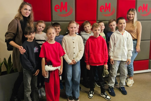 Dzieci ze Szkoły Podstawowej nr 2 w Radiu eM Kielce