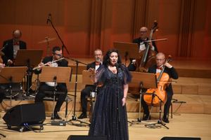 [FOTO] Arie operowe i operetkowe na pomoc hospicjum