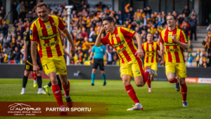 Imponujące zwycięstwo Korony nad Arką