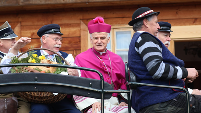 Tradycyjne święcenie pokarmów w Ciekotach