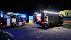 Wieczorny pożar budynku gospodarczego w Końskich