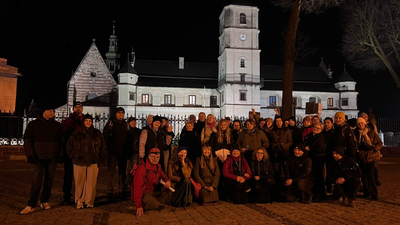 Nocą zwiedzali... Wąchock