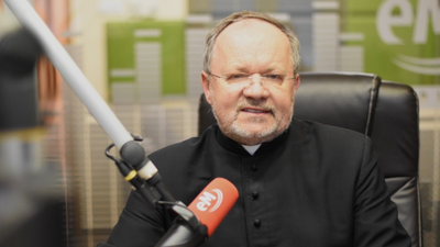 Ks. Marian Fatyga: Śpiewamy Matce Bożej przed kapliczkami. Historia Litanii Loretańskiej  