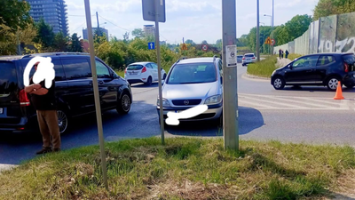 Zderzyły się dwa pojazdy, niemowlę w szpitalu