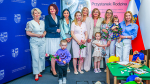 „Przystanek: Rodzina”. Udogodnienia dla pracowników Urzędu Marszałkowskiego