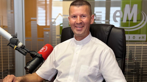 Ks. Paweł Ścisłowicz: Religia kształtuje postawę miłości i szacunku