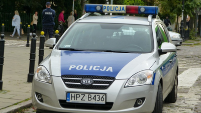 Zaatakował bliskich siekierą. 43-latek odpowie za usiłowanie zabójstwa