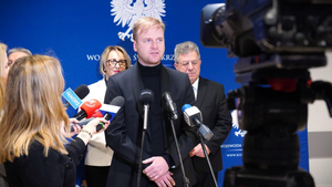 Kebab, taksówka i polityczna burza. Działacz KO stracił funkcje po ujawnieniu nagrania