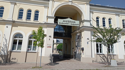 „Pudełko wspomnień” – rodzinne warsztaty w Muzeum Zabawek i Zabawy