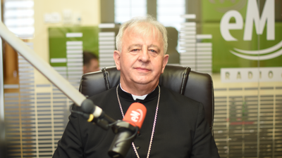 Biskup Jan Piotrowski: Pielgrzymka zbliża nas do Pana Boga