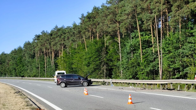 Wypadek na S7 pod Kielcami. Kierowca chciał ominąć lisa