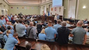 Gorąca dyskusja na sesji o MPK. Powołano doraźną komisję