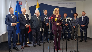 Ogromne długi NFZ. Świętokrzyskie szpitale potrzebują pieniędzy
